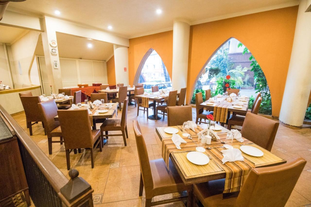 קלנגוטה Neelams The Grand Hotel מראה חיצוני תמונה