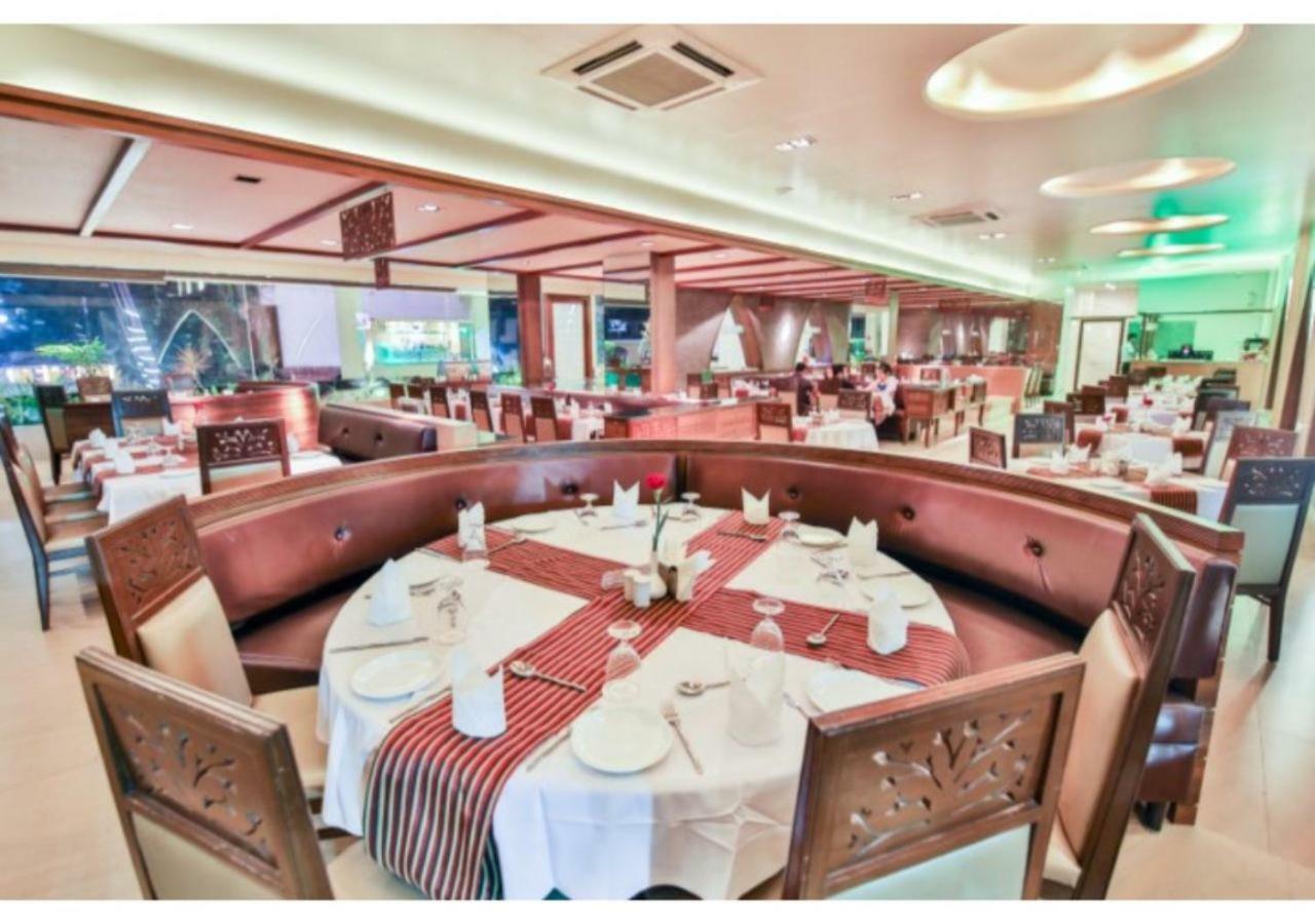 קלנגוטה Neelams The Grand Hotel מראה חיצוני תמונה